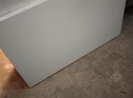 Grajewo ogłoszenia: Sprzedam biały blat do stołu,biurka rozm.90/60 gr.3.8 cm. - zdjęcie